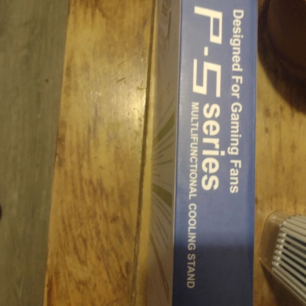 PS5 cooling station